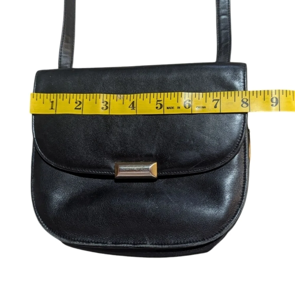 Vintage Mini Black Leather Crossbody Purse Gold Hardware Retro Old Money Minimal